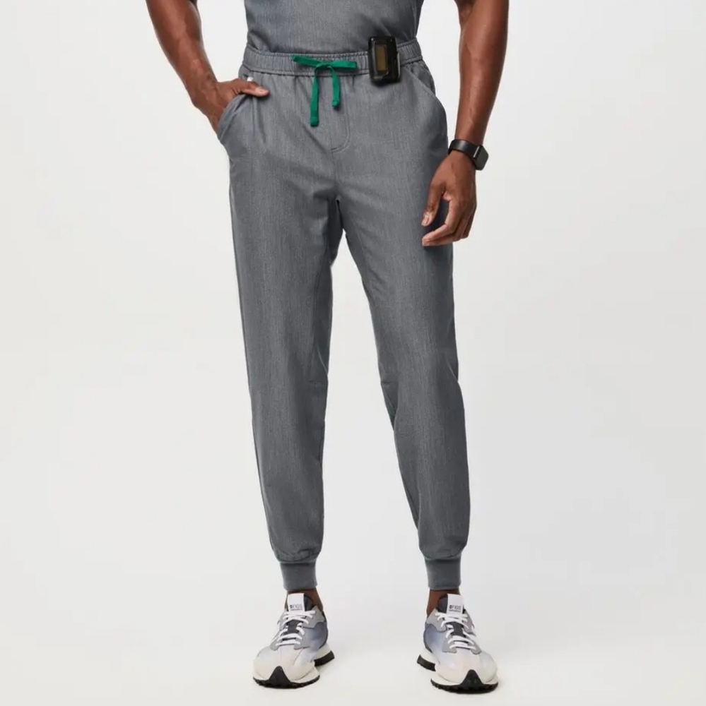 Figs Men's Tansen Jogger Scrub Pants in Graphite Size M Like New